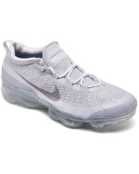 White vapormax shop finish line