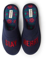 Dearfoams - Tyler Novelty Holiday Christmas Scuff Slipper - Lyst