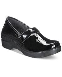 Easy Street - Lyndee Slip-on Clogs - Lyst