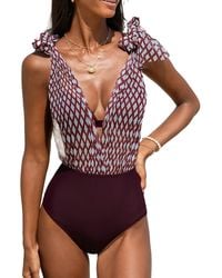 CUPSHE - V-neck Adjustable Strap Bikini Swimsuit Set - Lyst
