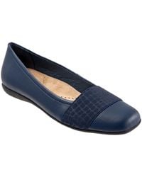 Trotters - Samantha Flat Shoe - Lyst