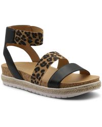 adrienne vittadini flat sandals