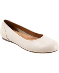 Softwalk - Sonoma Flat - Lyst