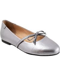 Trotters - Carissa Flat - Lyst