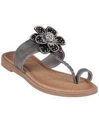 Gc Shoes - Blossom Flower Embellished Toe Ring Flat Sandals - Lyst