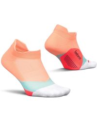 Feetures - Elite Light Cushion No Show Tab Ankle Socks - Lyst