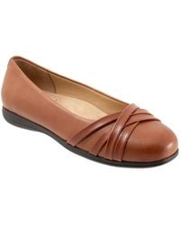 Trotters - Daphne Flat - Lyst
