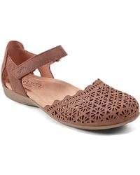 Earth - Bronnie Perforated Two-piece Flat Sandals - Lyst
