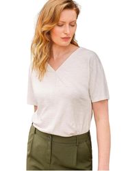 Celtic & Co. - Slub Jersey V-neck Trim Top - Lyst