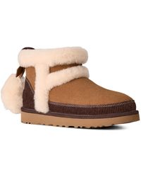 UGG - Classic Mini Heritage Round Toe Booties - Lyst