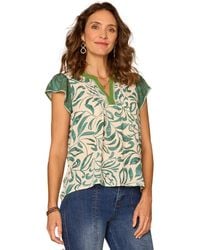 Democracy - Petite Printed Split Neck Top - Lyst