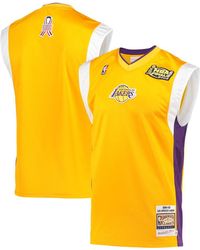 Mitchell & Ness - Los Angeles Lakers 2002 Nba Finals Hardwood Classics On-court Authentic Sleeveless Shooting Shirt - Lyst