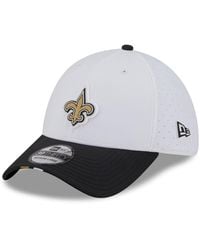KTZ - White/black New Orleans Saints 2025 Nfl Training Camp 39thirty Flex Hat - Lyst
