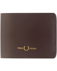 Fred Perry Matte Leather Billfold Wallet - Brown