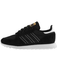 adidas originals forest grove trainers in burgundy