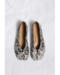 Maison Margiela - Tabi Ballerina Crackle Flower Print - Lyst