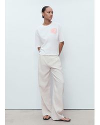 Mango - Maglietta Cotone Dettaglio Fiore Bianco Sporco - Lyst