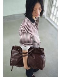 Mango - Maxi Borsa Manici Finitura Lucida Cioccolato - Lyst
