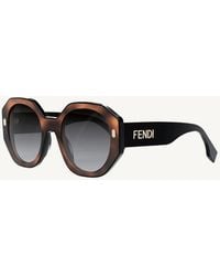 Fendi - Fe40045I Geometric Sunglasses With Gradient Smoke Lens - Lyst