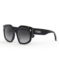 Fendi - Fe40017F Geometric Sunglasses With Gradient Smoke Lens - Lyst