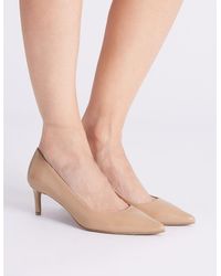 wide fit kitten heel court shoes