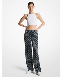 Michael Kors - Pantalón tipo pijama de satén con estampado de logotipo imperio - Lyst
