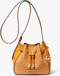 michael kors phoebe bucket bag