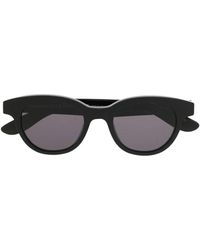Alexander McQueen - Schwarze wayfarer-sonnenbrille mit grau getönten gläsern - Lyst
