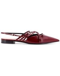 Gucci - Rode Platte Schoenen Kruis-Gesp Leer - Lyst