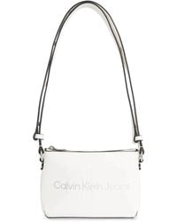 Calvin Klein - Weiße schultertasche mit reißverschluss - Lyst