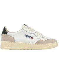 Autry - Weiße ledersneaker mit grünem absatz inspiriert vom design der 80er jahre - Lyst