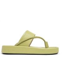 L37 - Flip-Flops - Lyst
