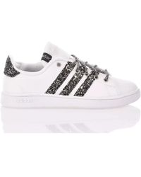 adidas - Sneakers bianche nere fatte a mano per donne - Lyst