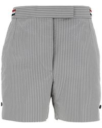 Thom Browne - Shorts grigi in seersucker di cotone con tasche angolate - Lyst