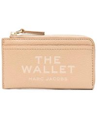 Marc Jacobs - Accessoires ,Leer Leather Top Zip Multi Wallet - Lyst