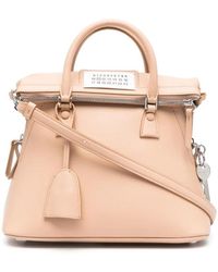 Maison Margiela - Blush pink leder tote tasche mit charme detail, lederhandtasche mit abnehmbarem riemen und innentaschen - Lyst