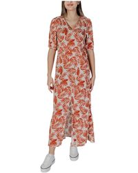 B.Young - Blumiges v-ausschnitt sommerkleid - Lyst