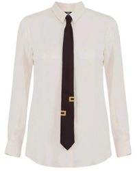 Elisabetta Franchi - Camisa de viscosa con accesorios de metal dorado - Lyst