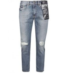 Versace - Jeans in denim con dettaglio logo - Lyst