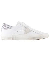 Philippe Model - Weiße leder-sneaker mit niedrigem schaft - Lyst