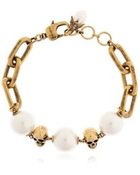 McQueen - Perlenartiges Schädel-Kettenarmband - Lyst