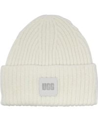 UGG - Chunky rib beanie mit logo-patch - Lyst