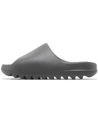 Yeezy - Schoenen ,Zwart ,Graniet Slide, Modern En Stijlvol Ontwerp - Lyst