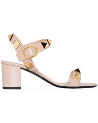 Sandalias planas Valentino de mujer: hasta el 13 % de descuento en Lyst.es