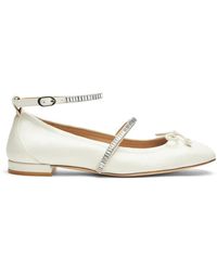 Stuart Weitzman - Stefanie Ballet Flat, Mocasines Y Zapatos Planos, , Lacquered Nappa/Crystal - Lyst