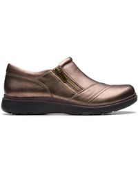 Clarks - Bronzener loafer mit reißverschluss - Lyst