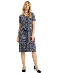 iN FRONT - Blaues Kleid Mit Kurzen Ärmeln Und V-Ausschnitt - Lyst