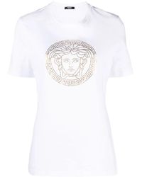 Versace - Camisetas y polos blancos/dorados con motivo de cabeza de medusa - Lyst