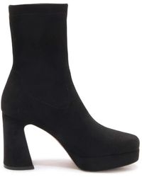 Emanuélle Vee - Schoenen ,Zwart ,Zwarte Stretch Enkellaarzen - Lyst