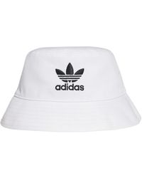 adidas Originals - Cappello bucket bianco con ricamo del logo trefoil - Lyst